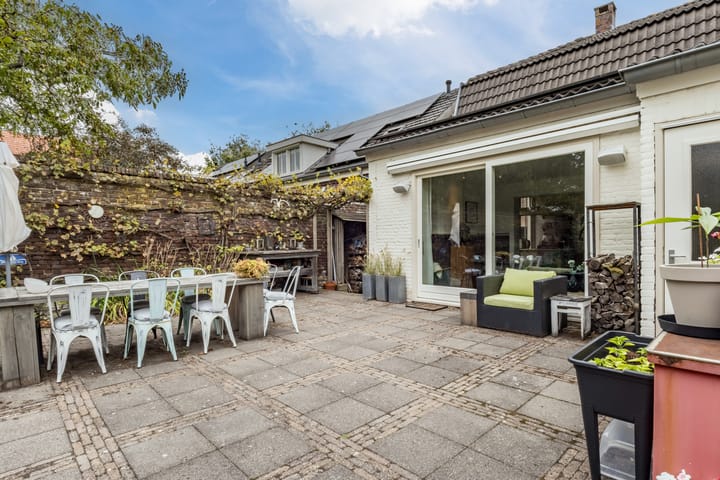 Photo 33 of Grotestraat 75