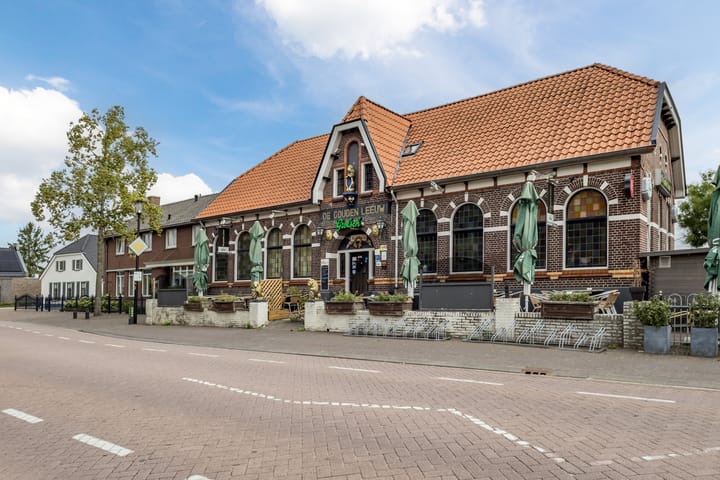 Photo 41 of Grotestraat 75