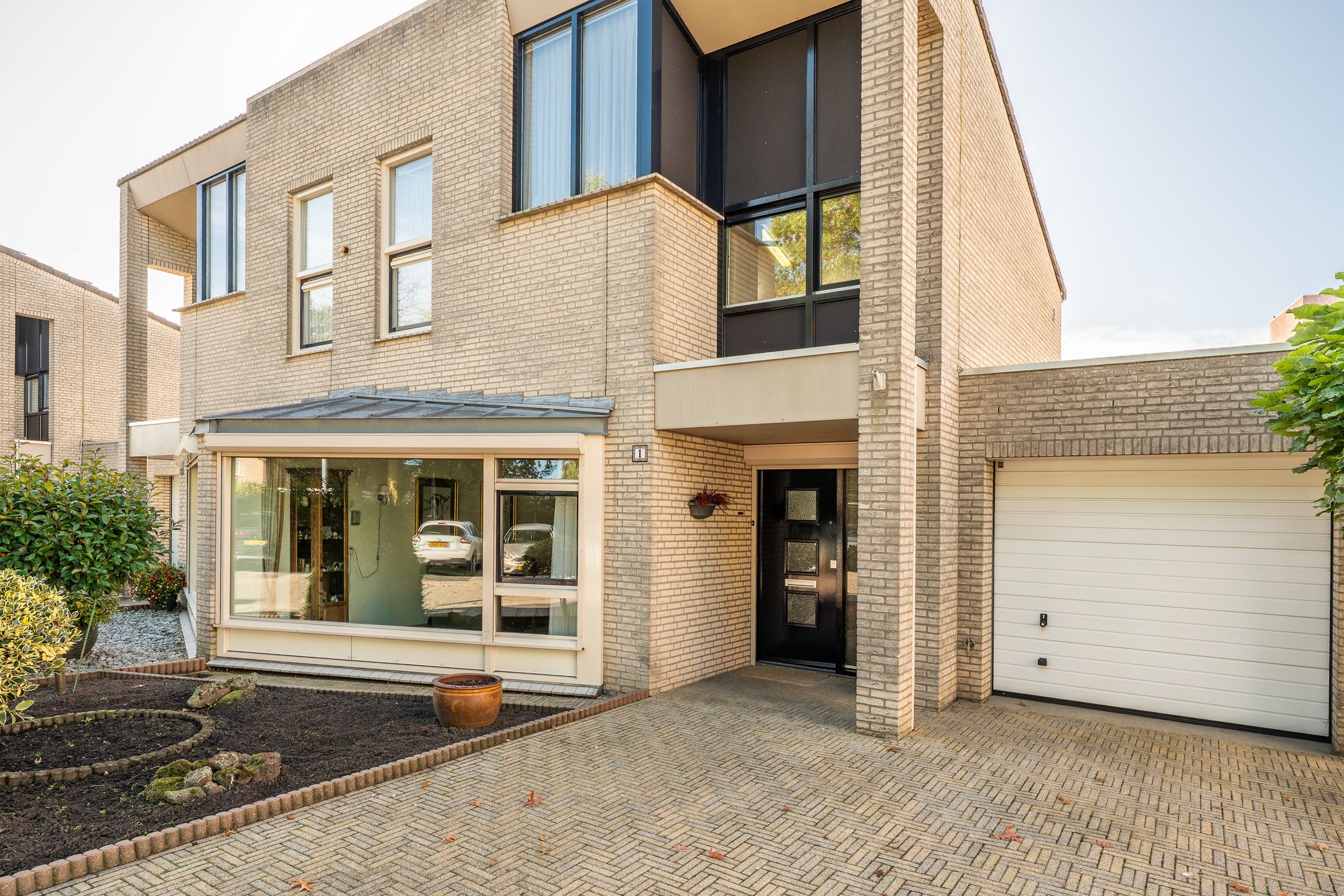 Foto 3 van Kruisherenstraat 1