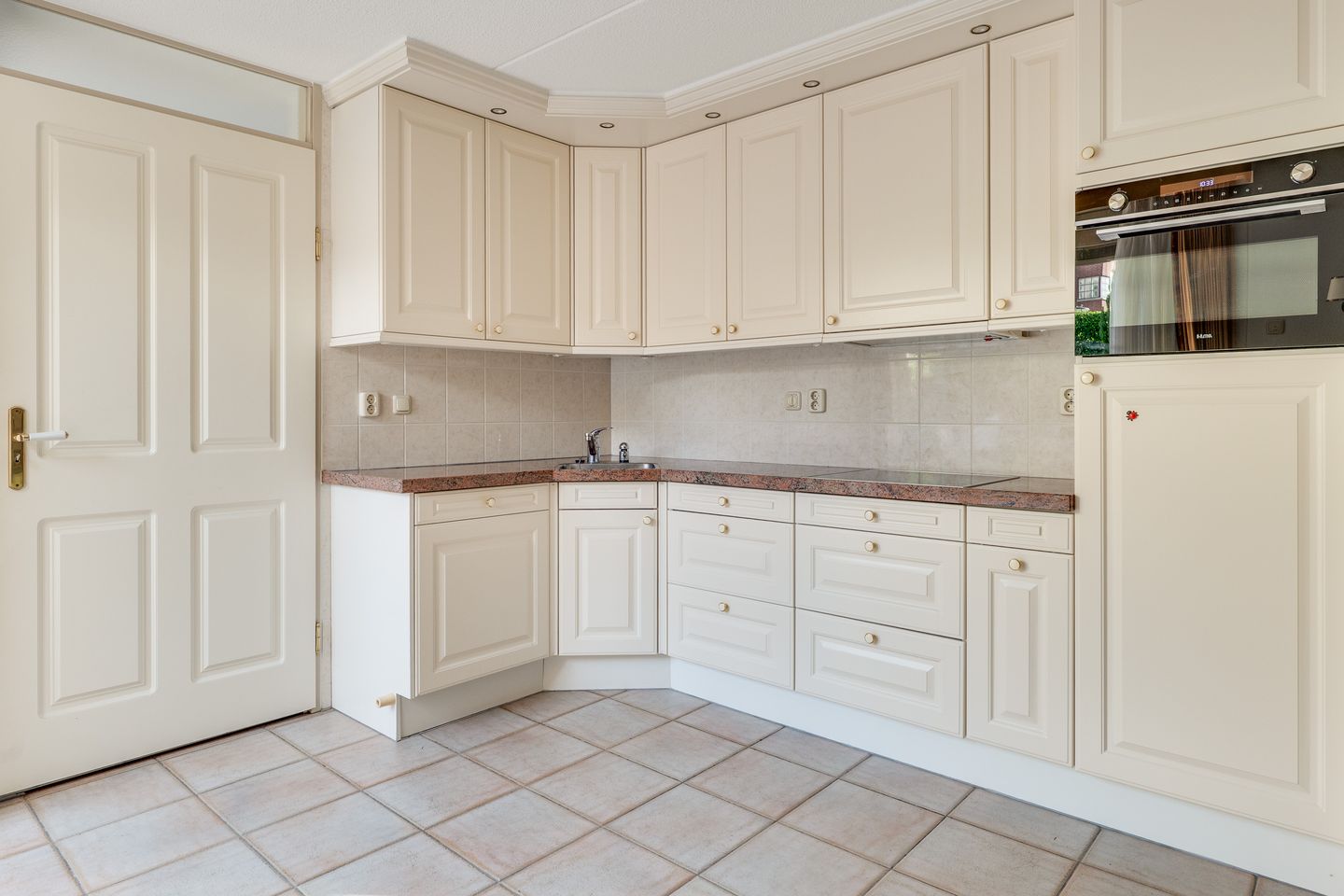 Foto 10 van Kruisherenstraat 1