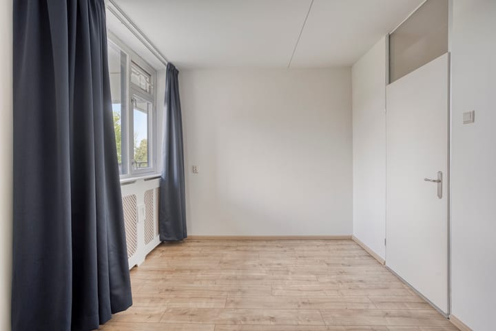 Foto 16 van Jan Luykenlaan 35