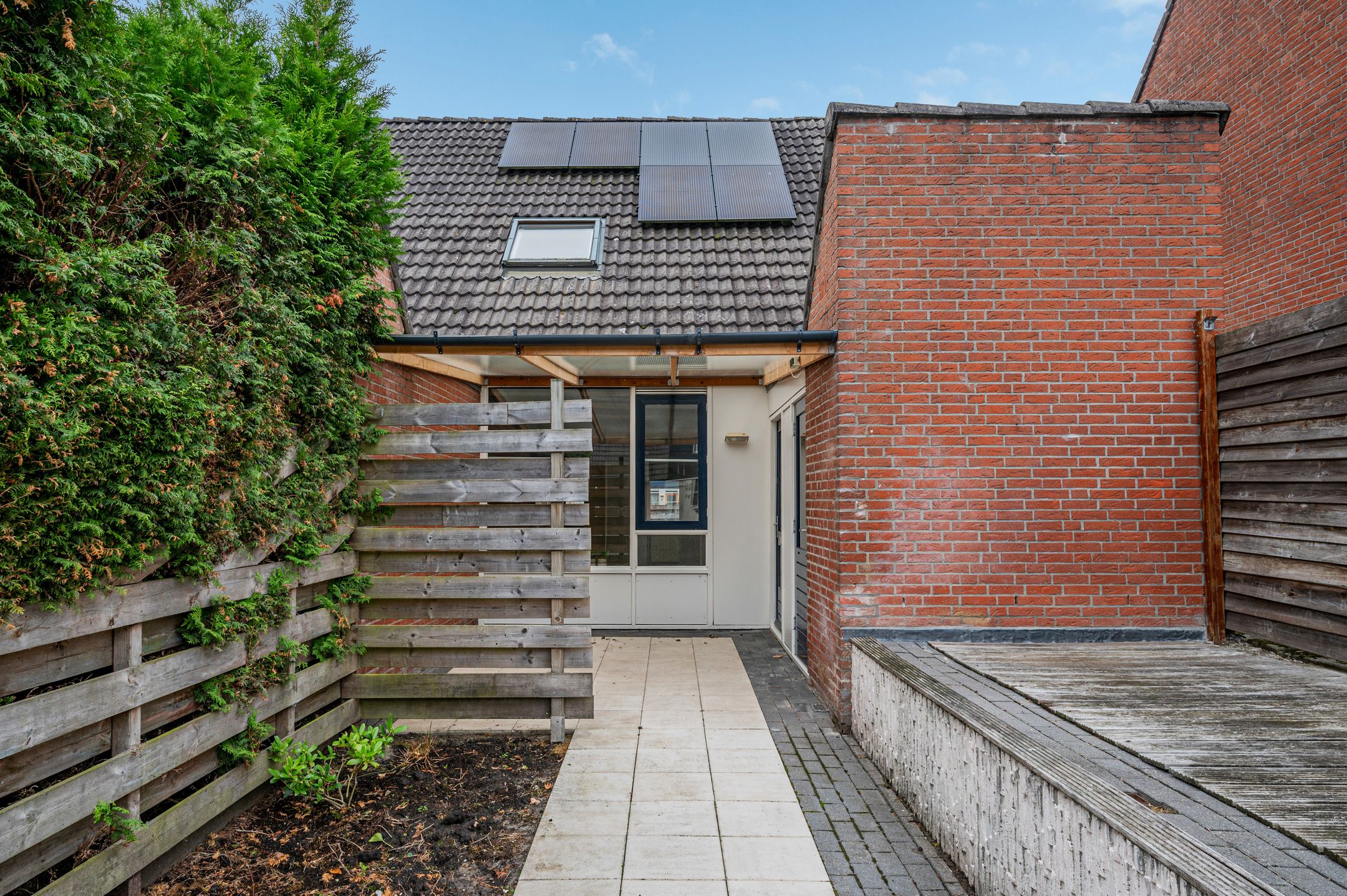 Photo 6 of Zaaibak 40