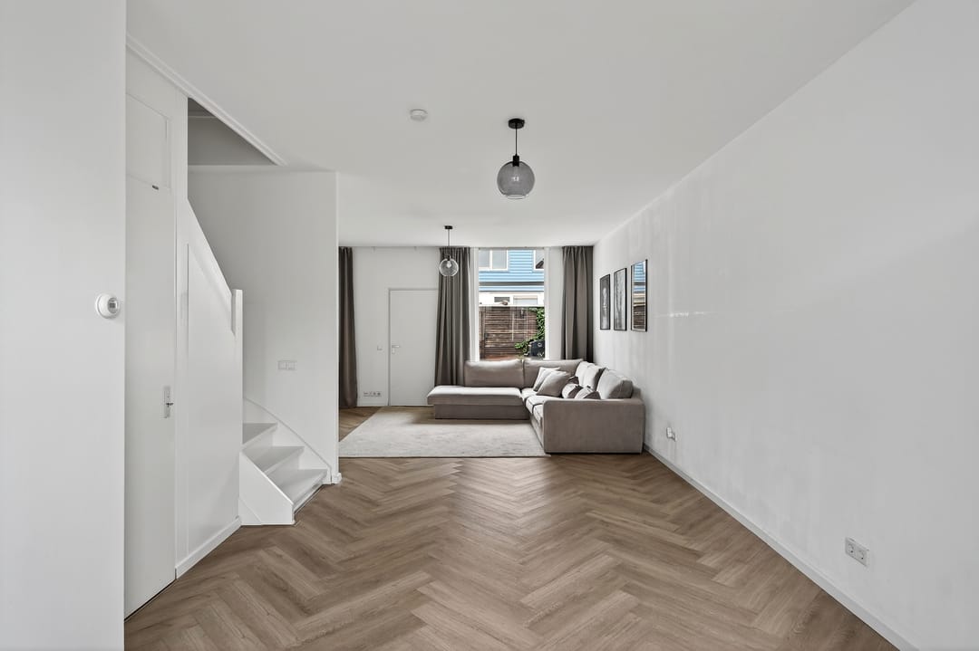 Foto 13 van Zwijndrechtsestraat 8