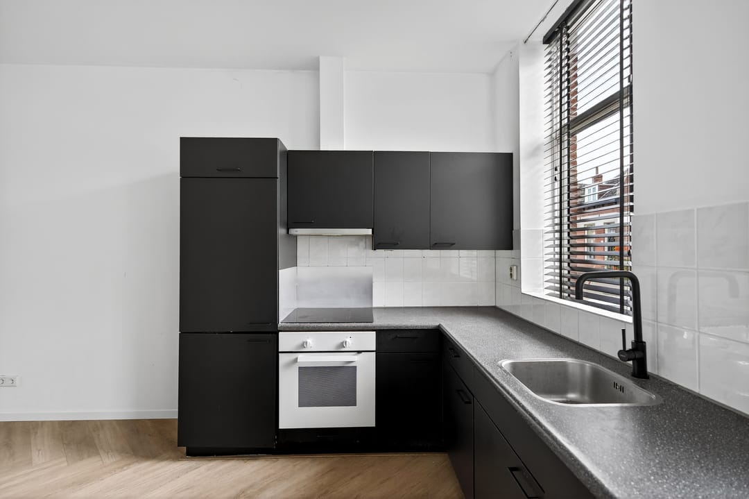 Foto 16 van Zwijndrechtsestraat 8