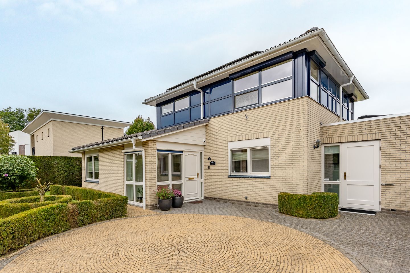 Foto 4 van Suze Robertsonstraat 3