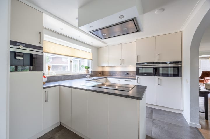 Foto 16 van Suze Robertsonstraat 3