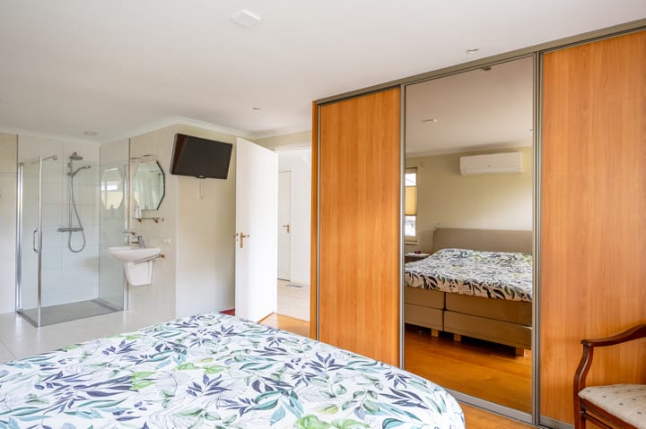 Foto 22 van Suze Robertsonstraat 3