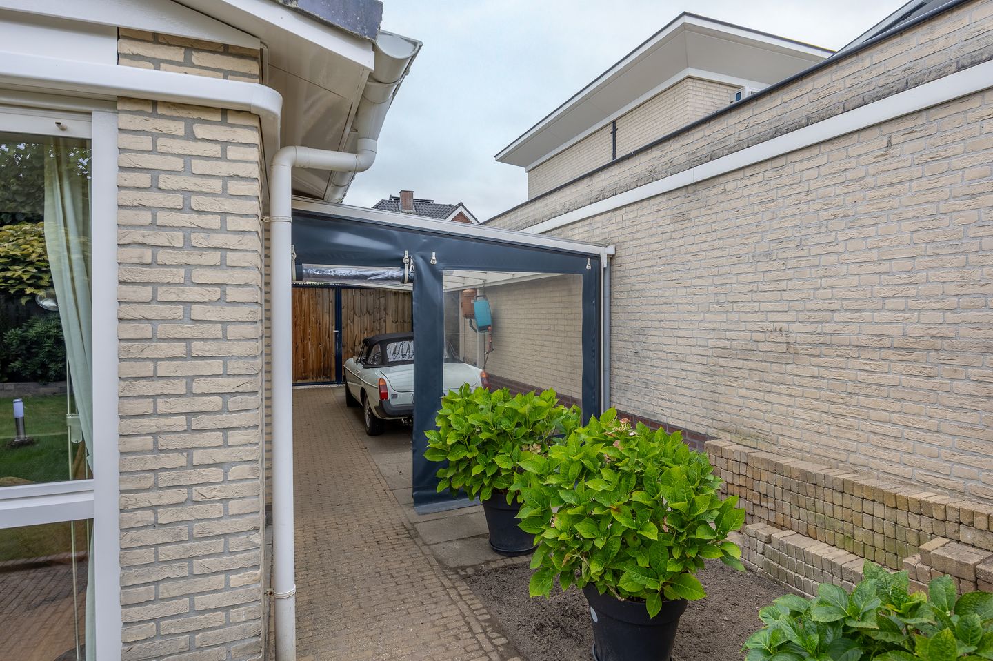 Foto 40 van Suze Robertsonstraat 3