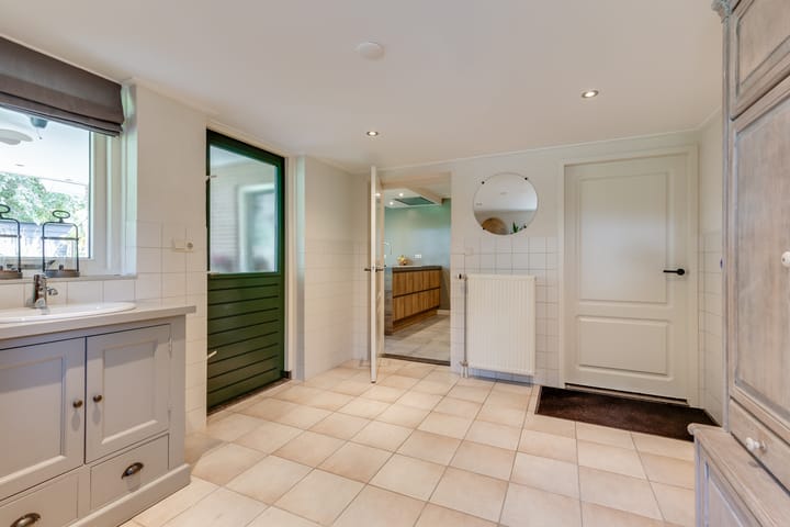 Photo 23 of Elzenerf 46