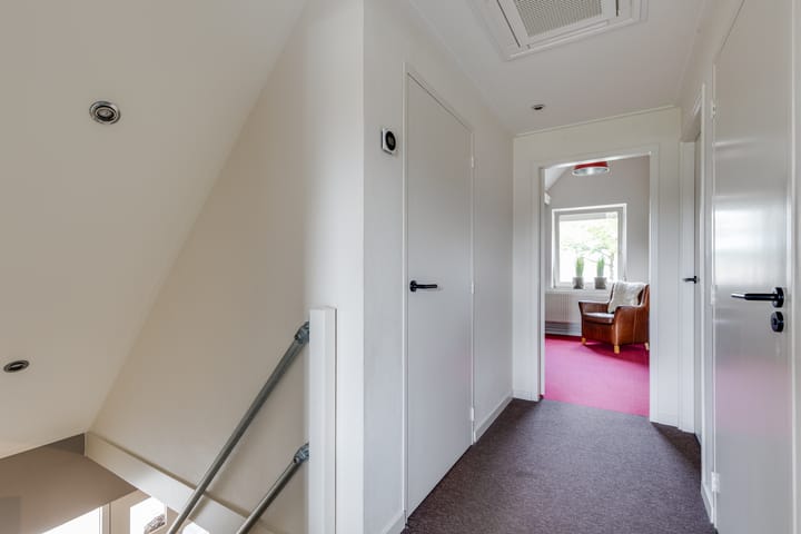 Photo 30 of Elzenerf 46