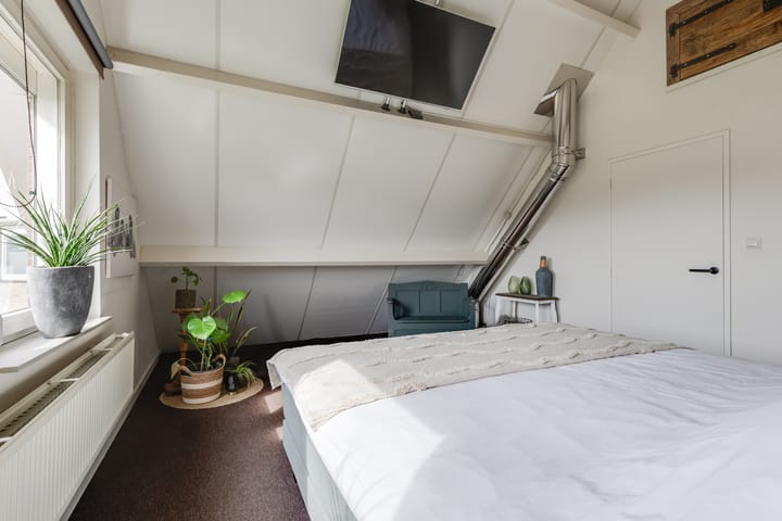 Photo 33 of Elzenerf 46