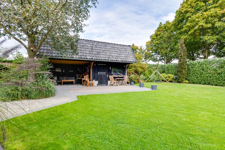 Photo 56 of Elzenerf 46