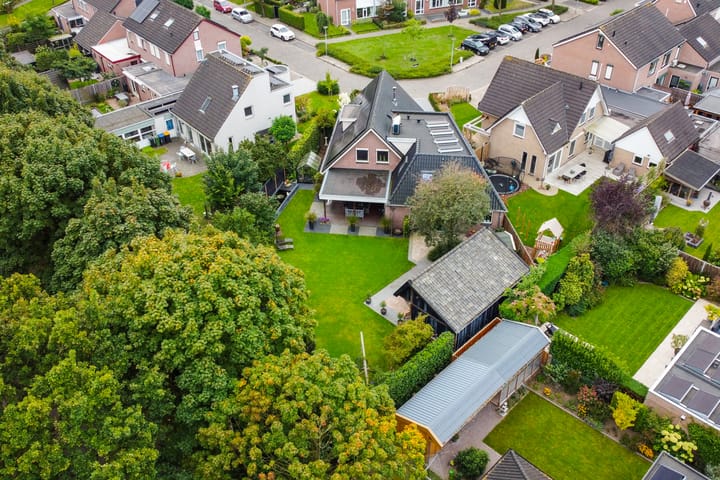 Photo 72 of Elzenerf 46