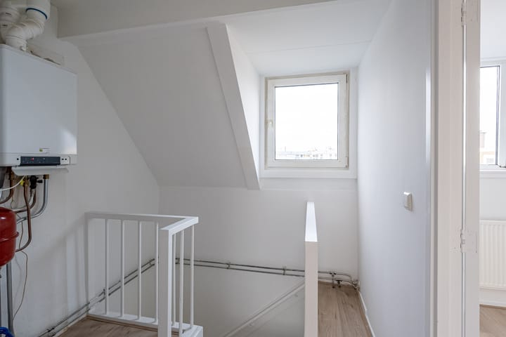 Foto 12 van Bree 17-C