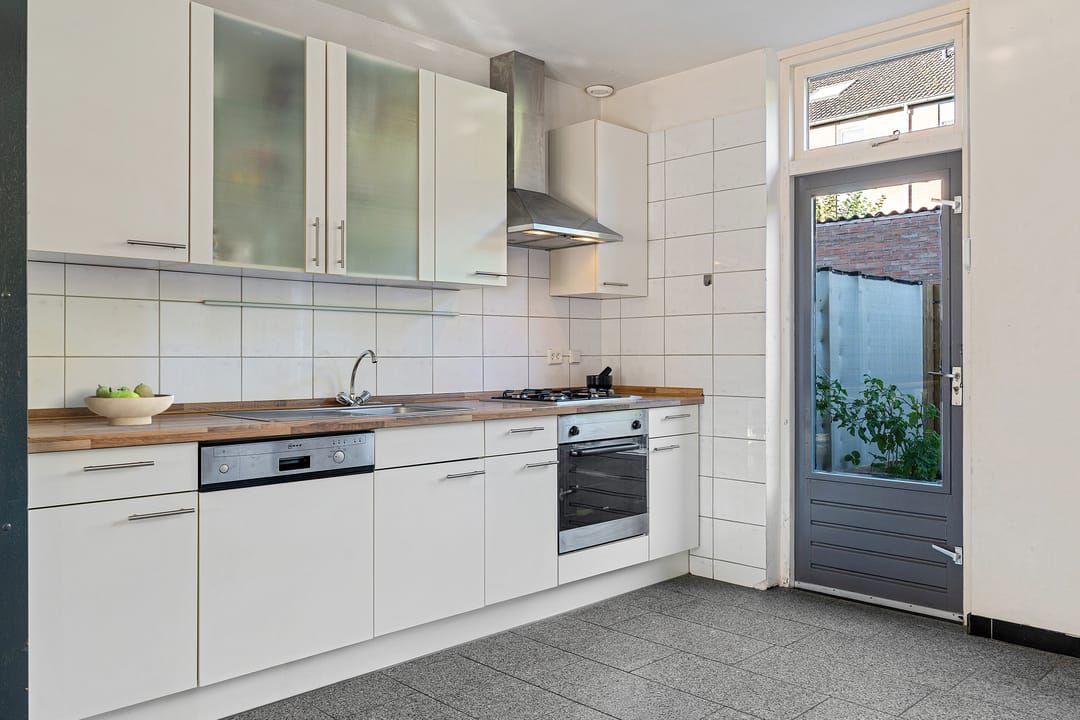 Photo 8 of Eisenhowerstraat 25