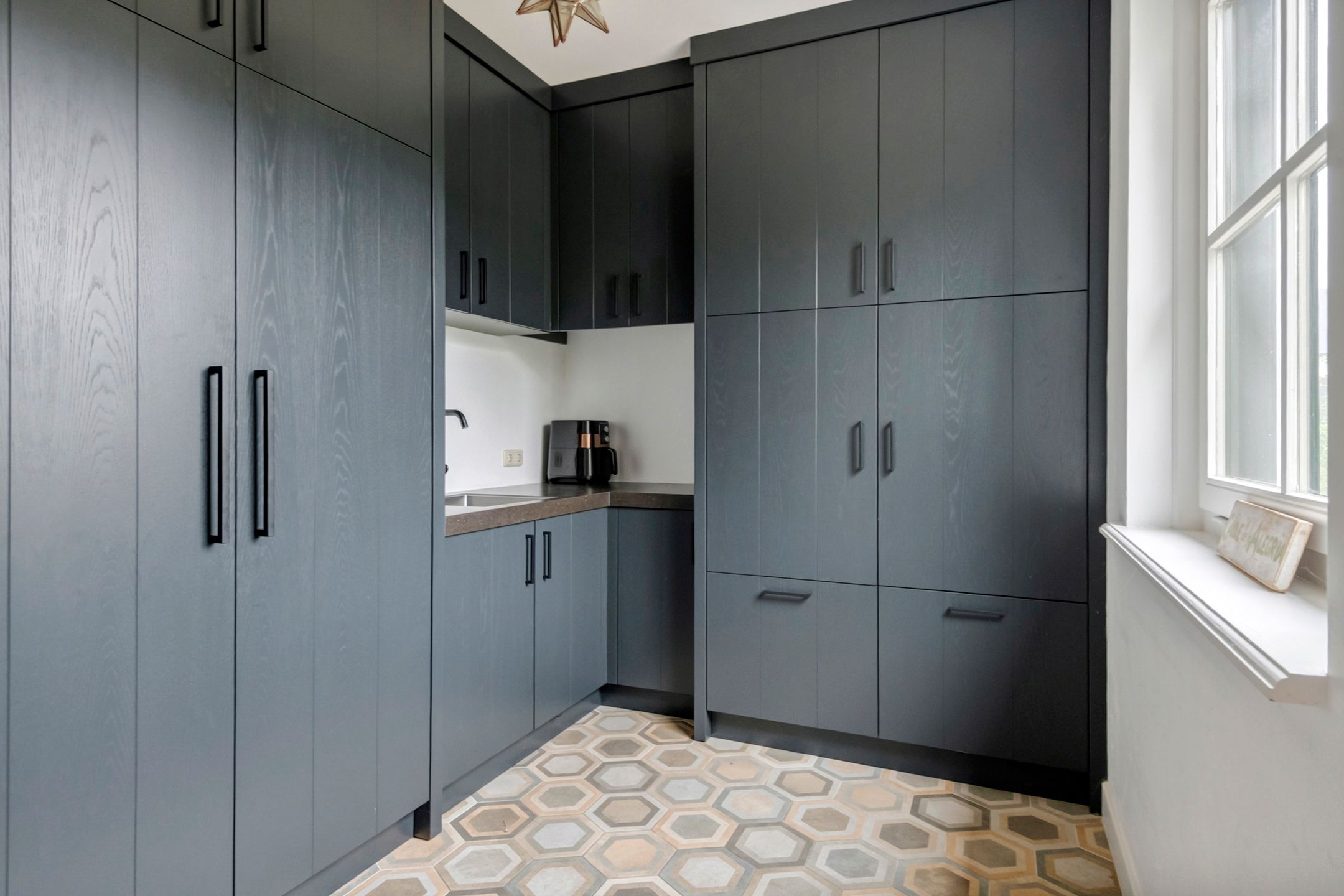 Foto 36 van Voorstraat 12