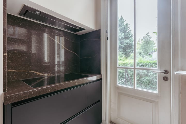 Photo 13 of Van Baerlestraat 152-H