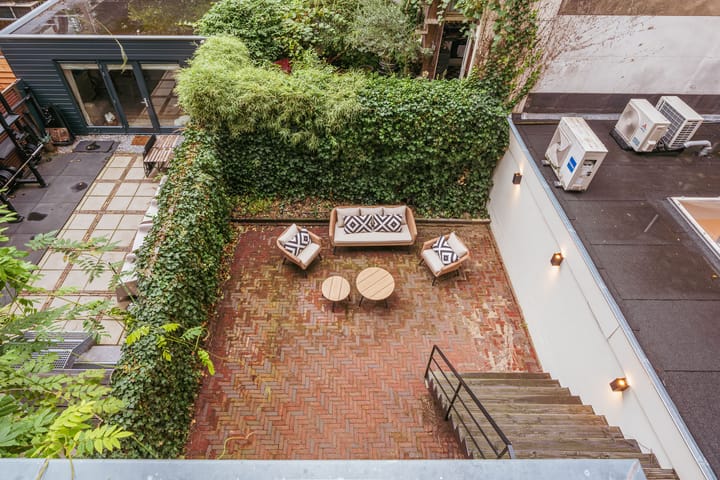 Photo 30 of Van Baerlestraat 152-H