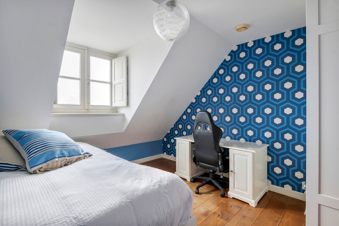 Foto 74 van Voorstraat 12