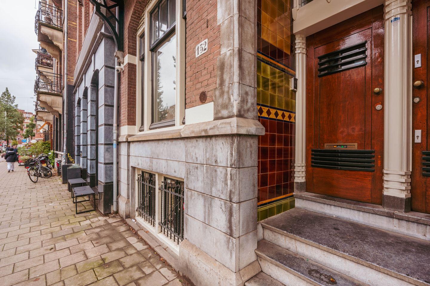 Foto 49 van Van Baerlestraat 152-H