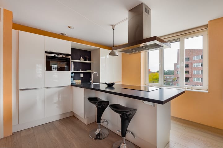 Foto 11 van Marsmanplein 138