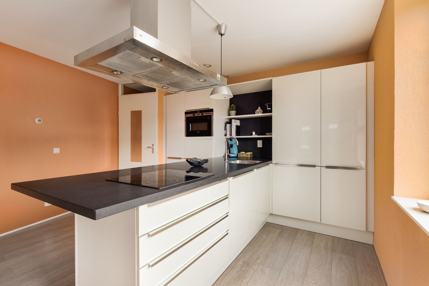 Foto 10 van Marsmanplein 138