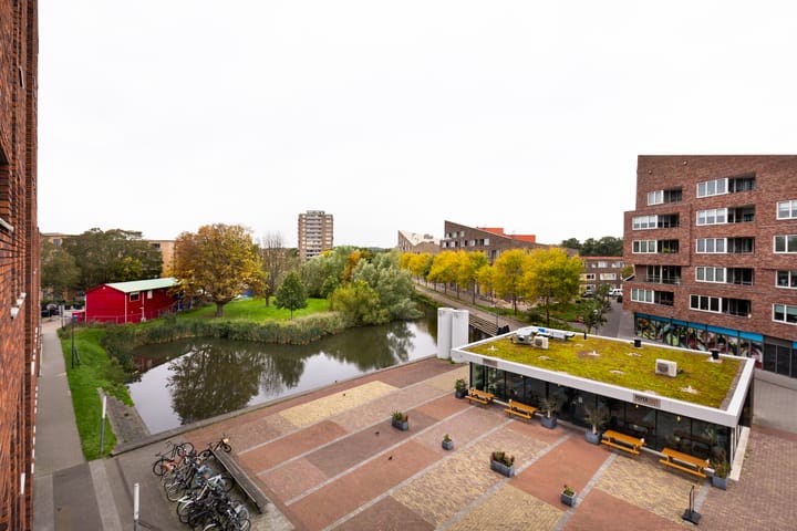 Foto 31 van Marsmanplein 138