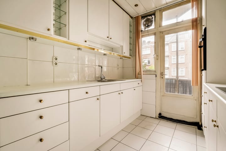 Foto 7 van Haarlemmermeerstraat 167-1