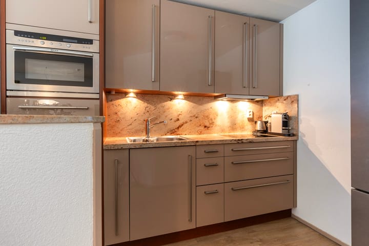 Foto 9 van Kanaalstraat 308