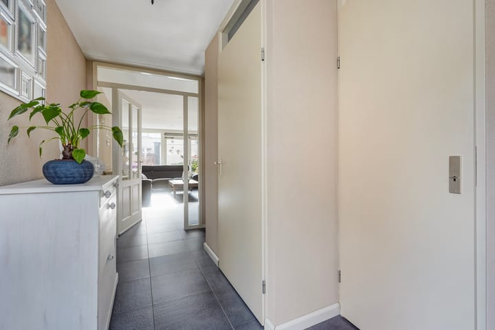 Photo 22 of Groenelaan 110