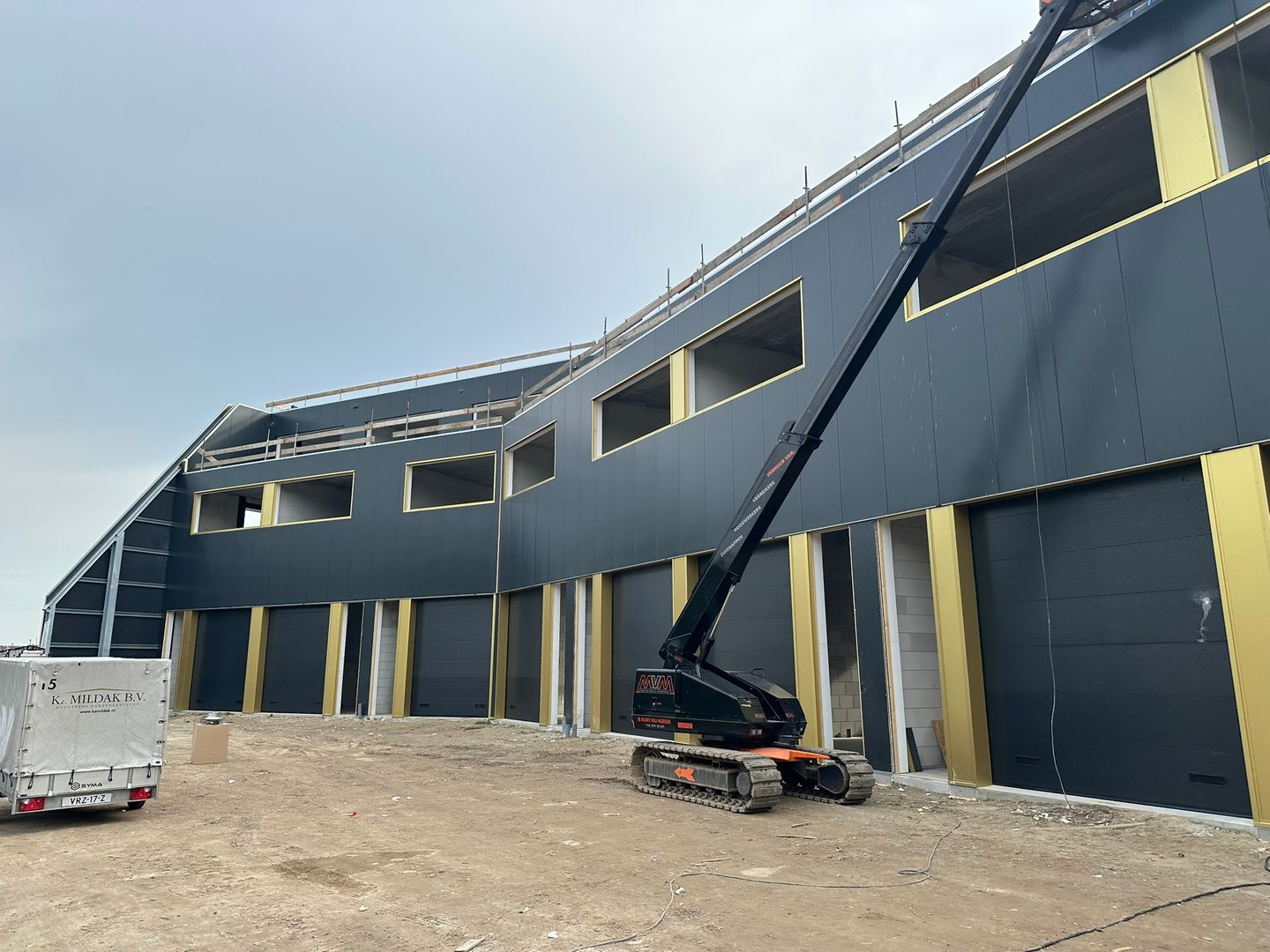 View photo 5 of Dijkleger 1-b