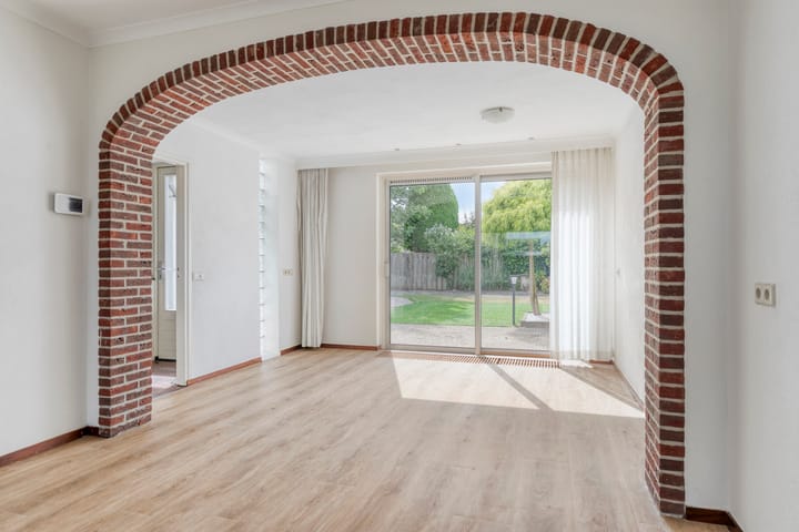 Photo 6 of Frederik Hendrikstraat 48