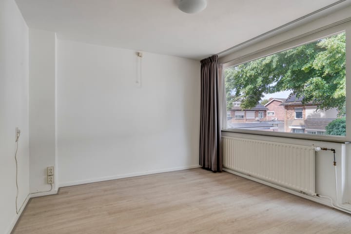 Photo 16 of Frederik Hendrikstraat 48