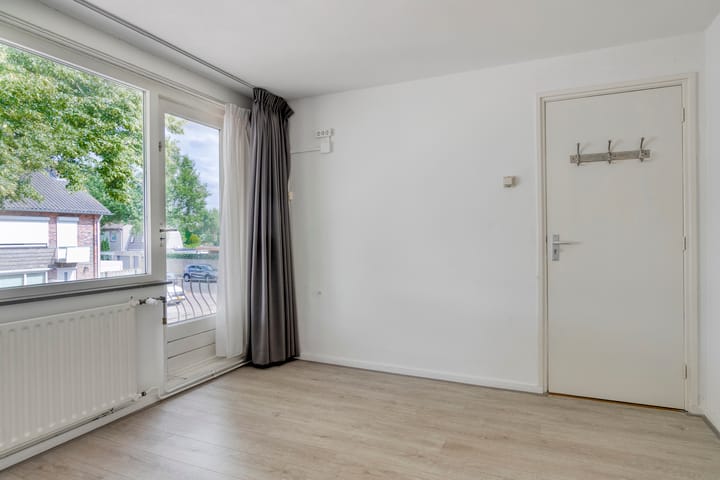 Photo 17 of Frederik Hendrikstraat 48