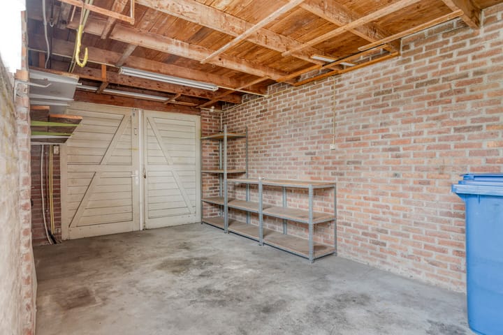 Photo 28 of Frederik Hendrikstraat 48