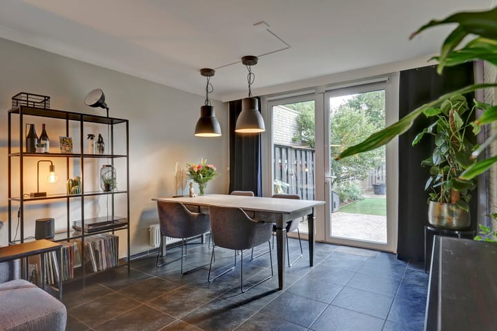 Photo 11 of Pater Beekerplein 10