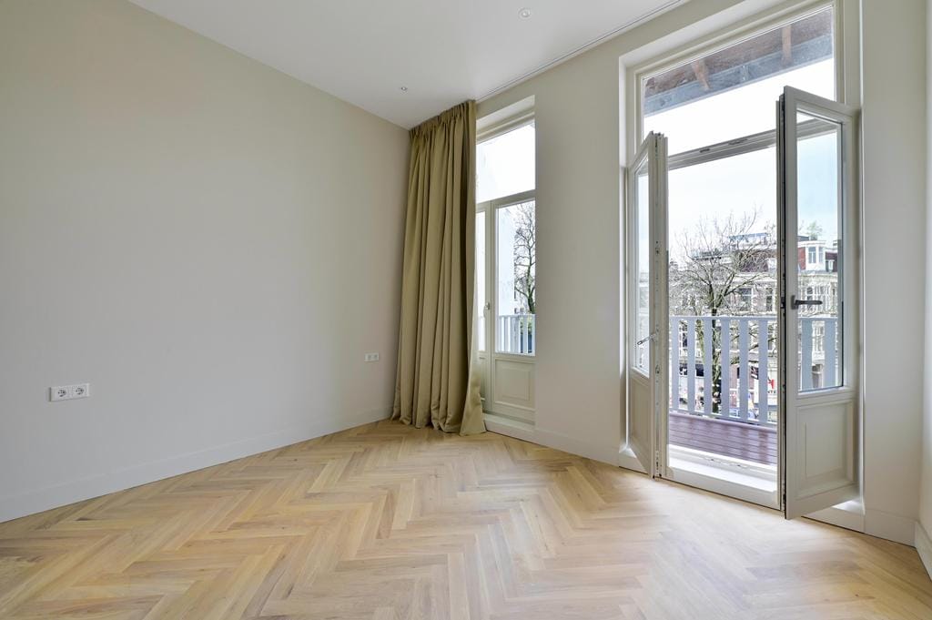 Foto 7 van Van Baerlestraat 38-2