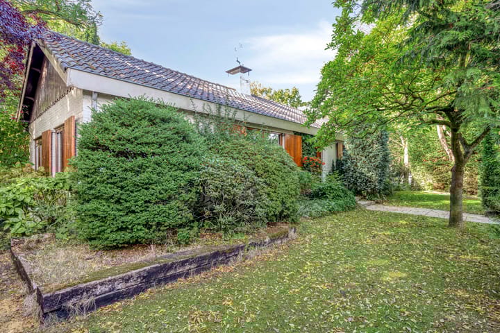 Photo 2 of Parallelweg 1