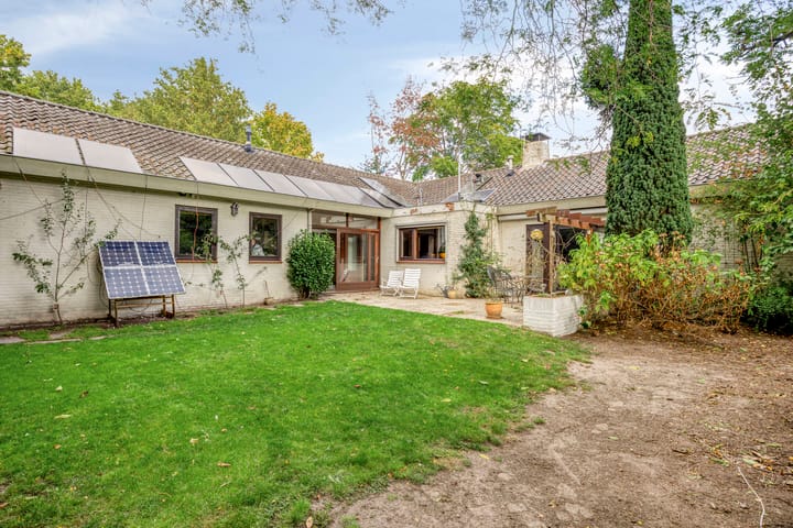 Photo 3 of Parallelweg 1