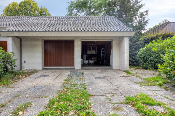 Photo 4 of Parallelweg 1