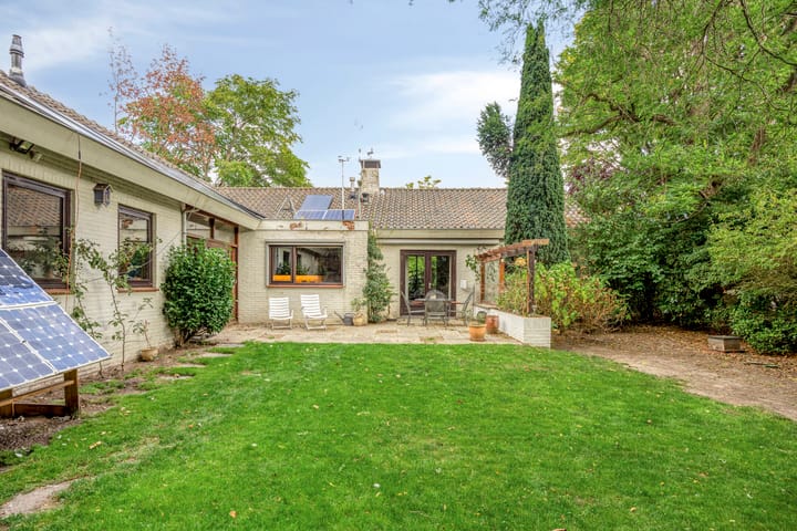 Photo 19 of Parallelweg 1