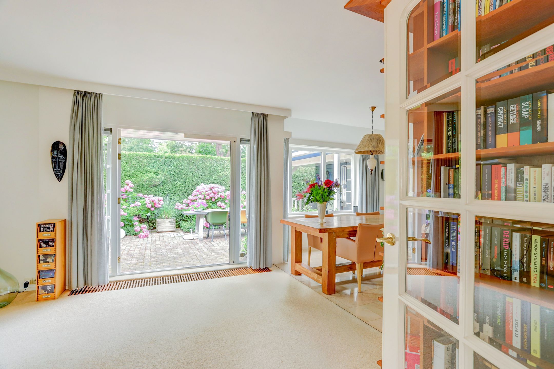 Foto 24 van Waterbies 17