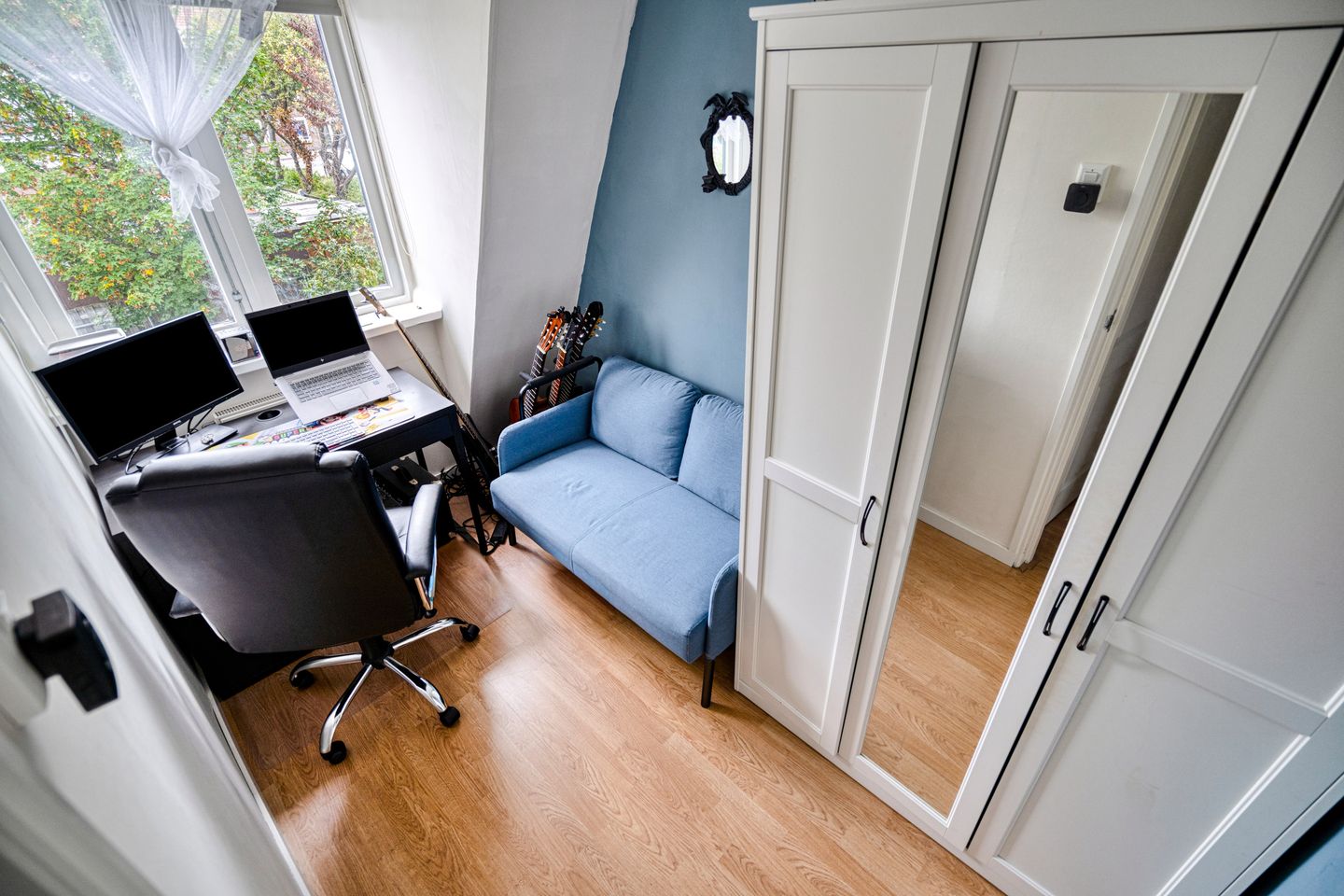 Photo 34 of Voorstraat 55