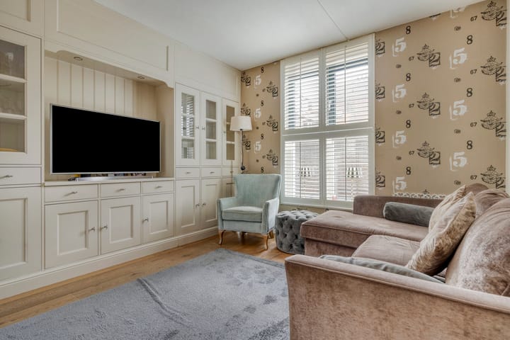 Photo 8 of Peperstraat 1