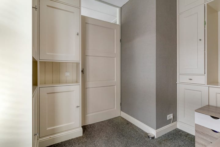 Photo 21 of Peperstraat 1