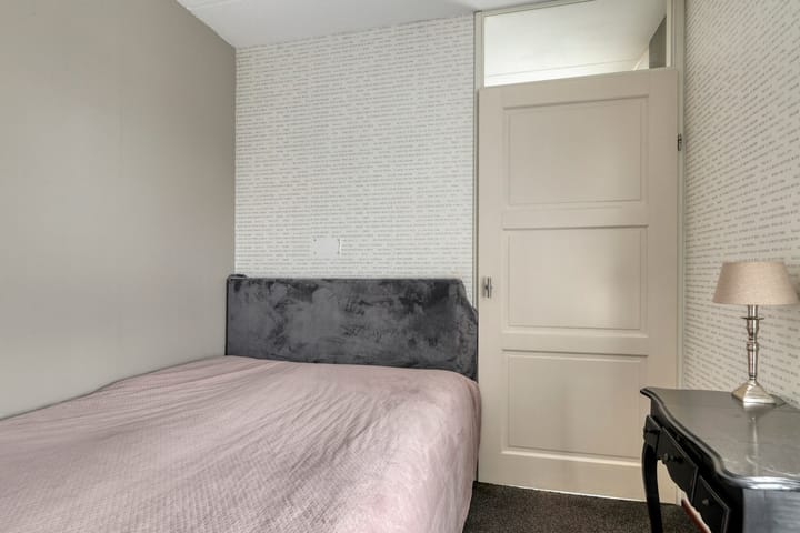 Photo 23 of Peperstraat 1