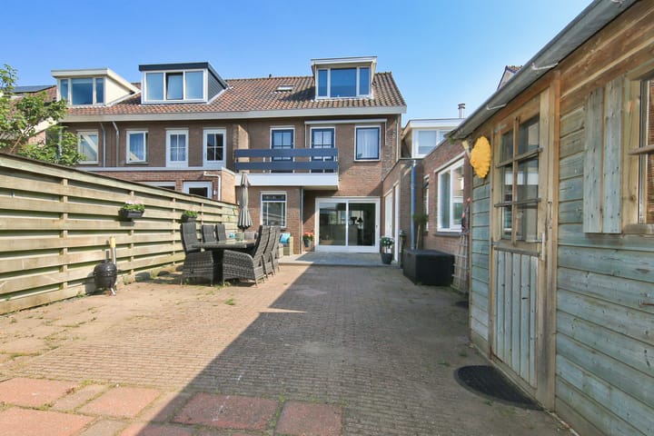 Foto 13 van Rozenstraat 10