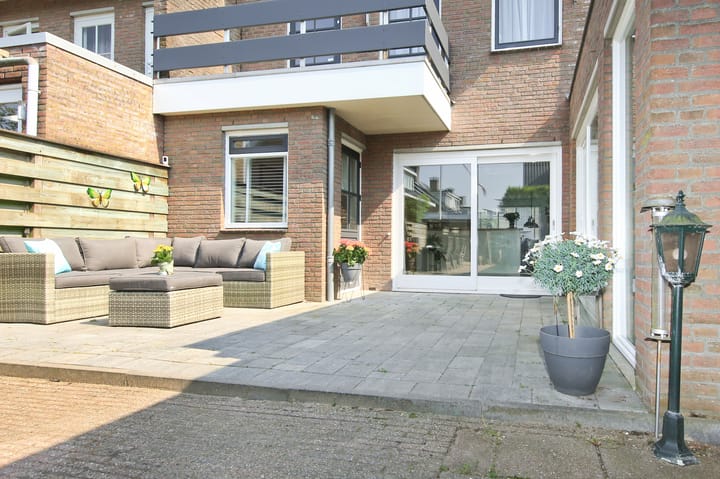 Foto 14 van Rozenstraat 10