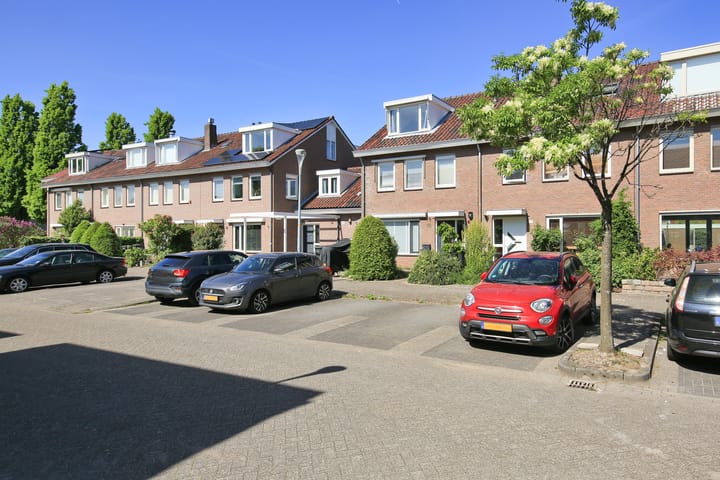 Foto 66 van Rozenstraat 10