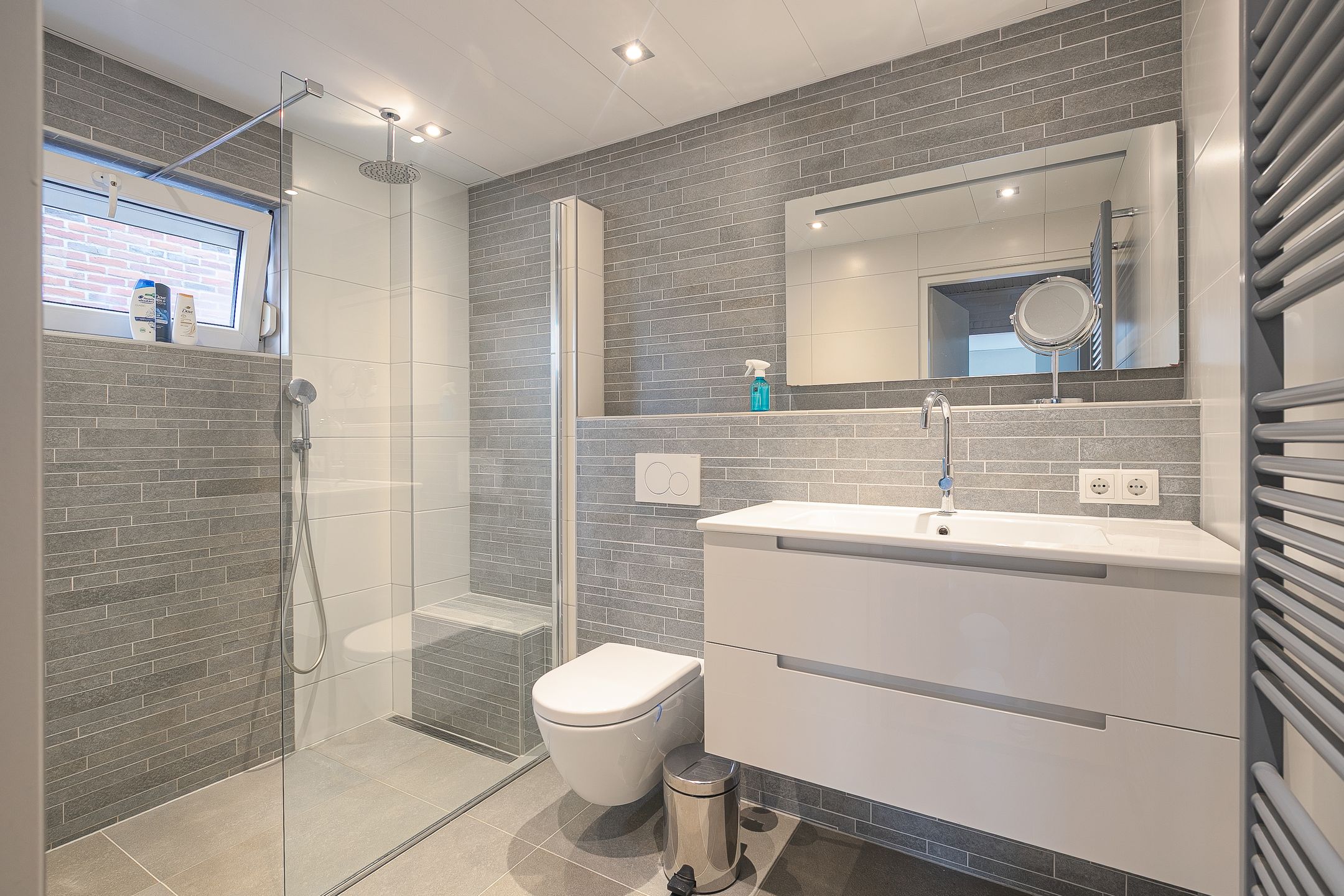 Photo 18 of Huisbergerstraat 136